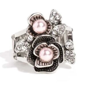 🌸🆕🌸Double Pink Pearl Rose Stretchable Ring